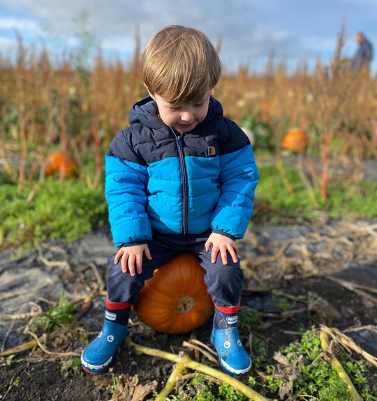 Can Flat Feet in Children Be Corrected? 5 Things Parents Can Do... - ToeZone Footwear