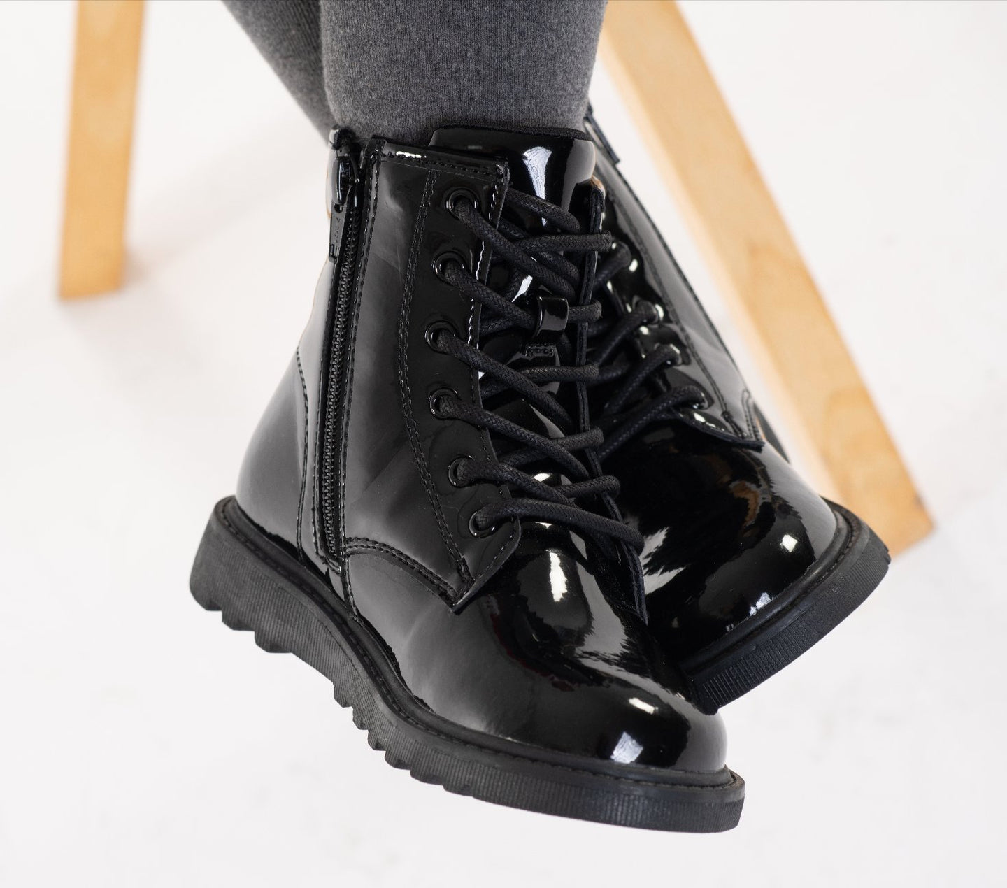 girls black boot