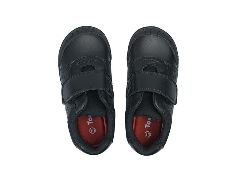 Boys best sale strap shoes